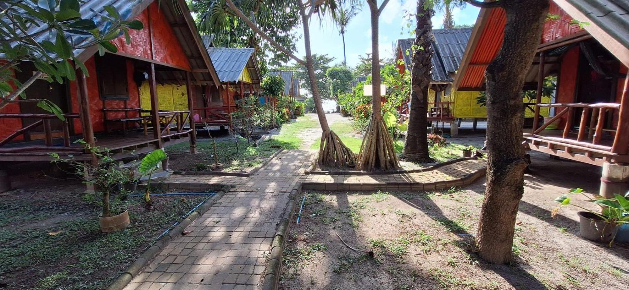 Breizh Cape Beach Bungalows Koh Lanta Exterior foto