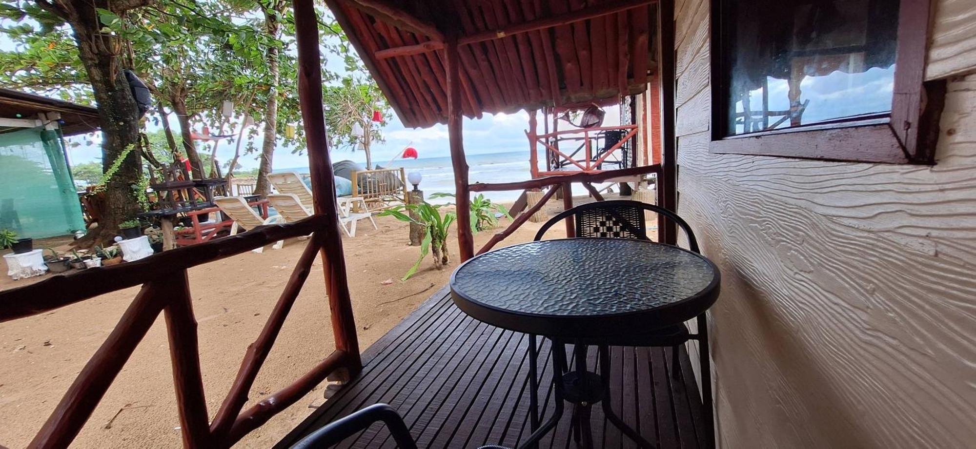 Breizh Cape Beach Bungalows Koh Lanta Quarto foto