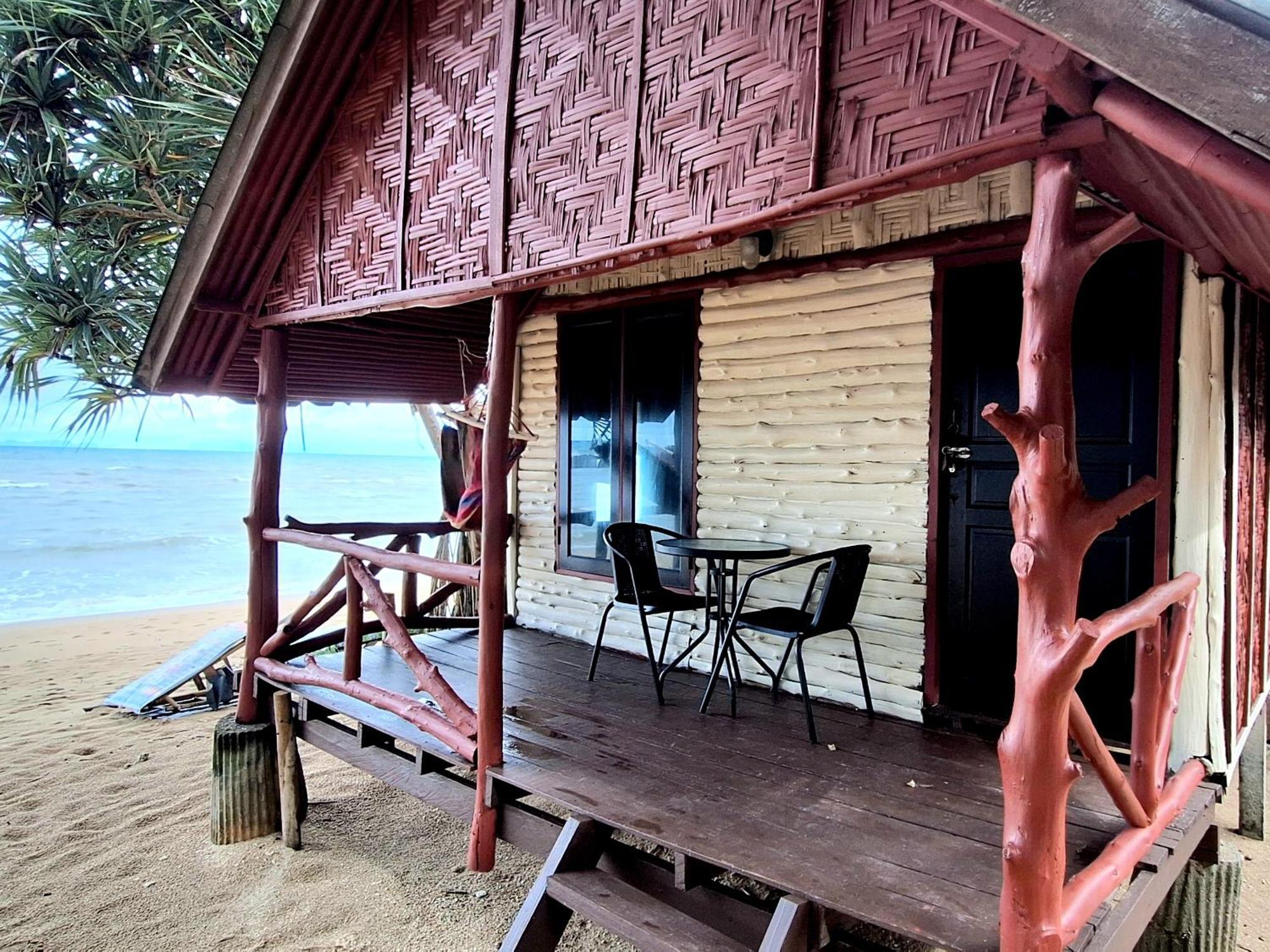 Breizh Cape Beach Bungalows Koh Lanta Exterior foto
