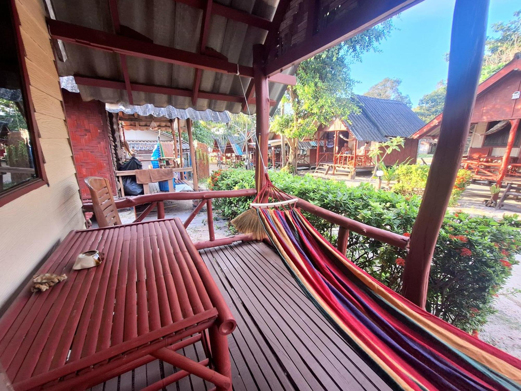 Breizh Cape Beach Bungalows Koh Lanta Exterior foto
