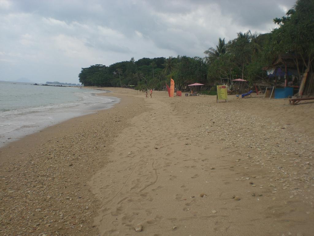 Breizh Cape Beach Bungalows Koh Lanta Exterior foto