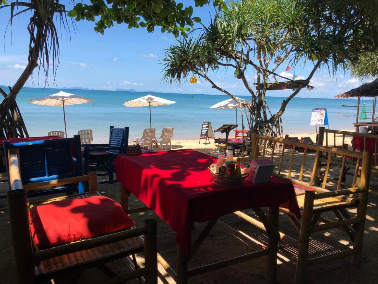 Breizh Cape Beach Bungalows Koh Lanta Exterior foto